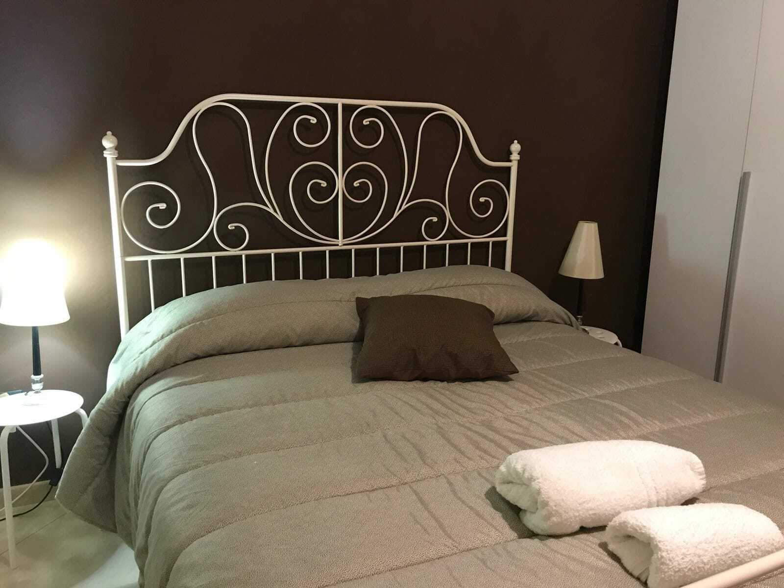 Casa Family & Friends Bed and Breakfast Salerno Exteriör bild