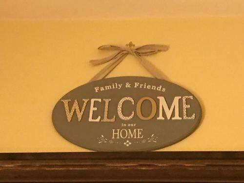 Casa Family & Friends Bed and Breakfast Salerno Exteriör bild